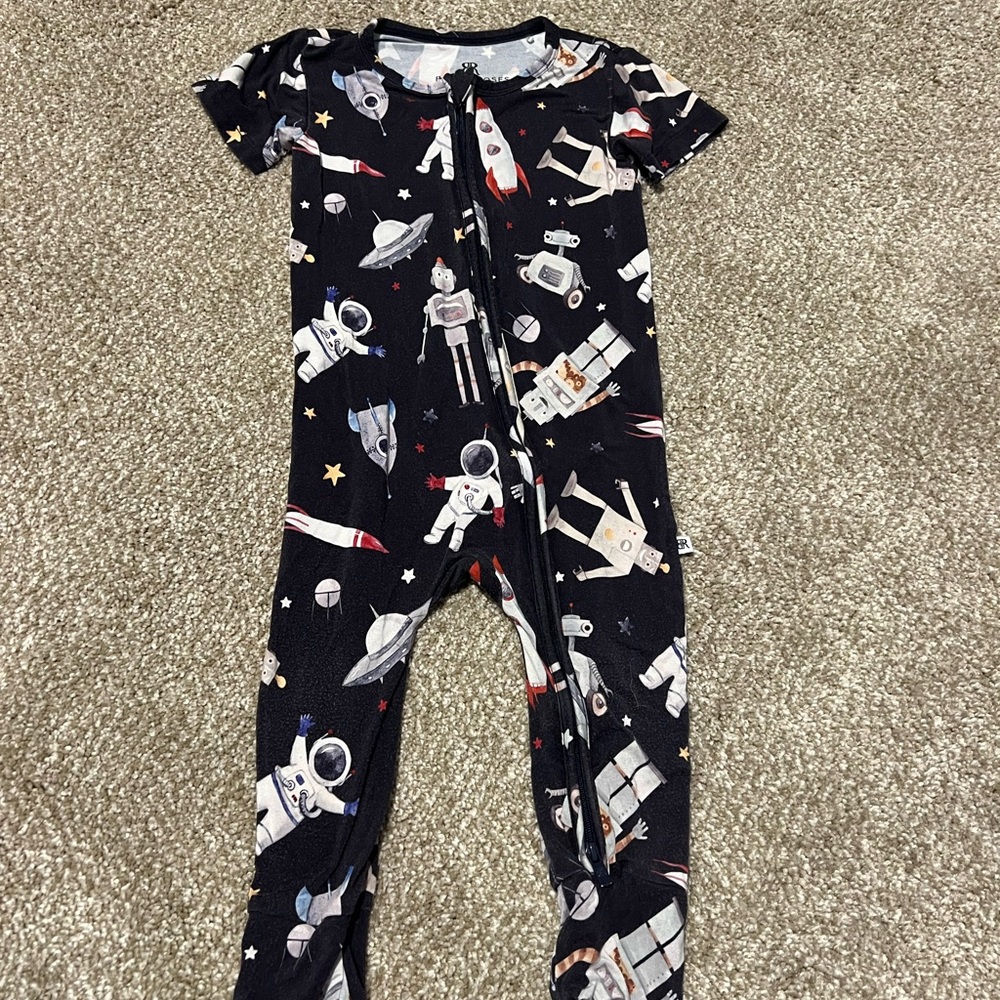 Toddler One Piece bums and roses 2T